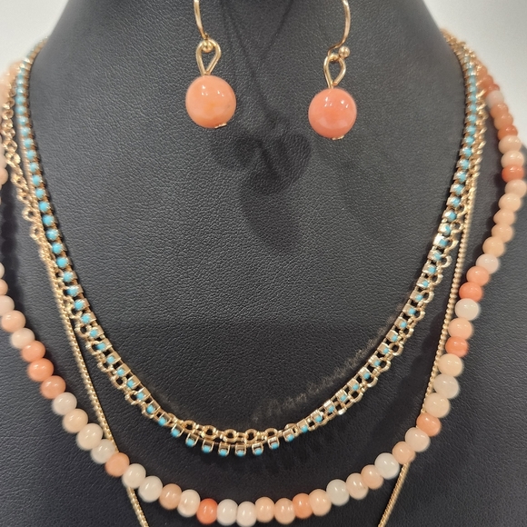 NWT Layered Multi Color Semi-Precious Necklace Set - Picture 5 of 5